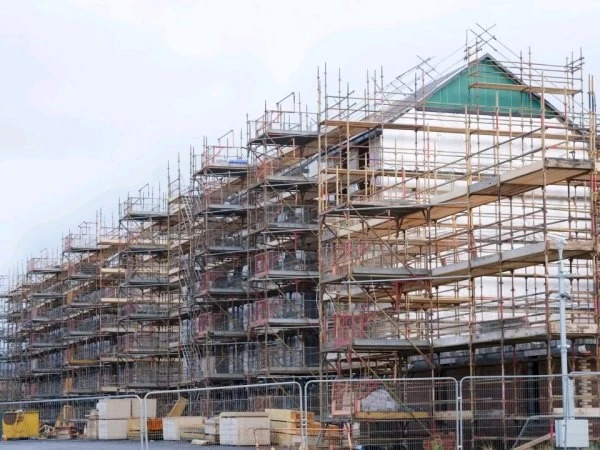 Scaffolding & Temporary Structures Scaffolding & Temporary Structures